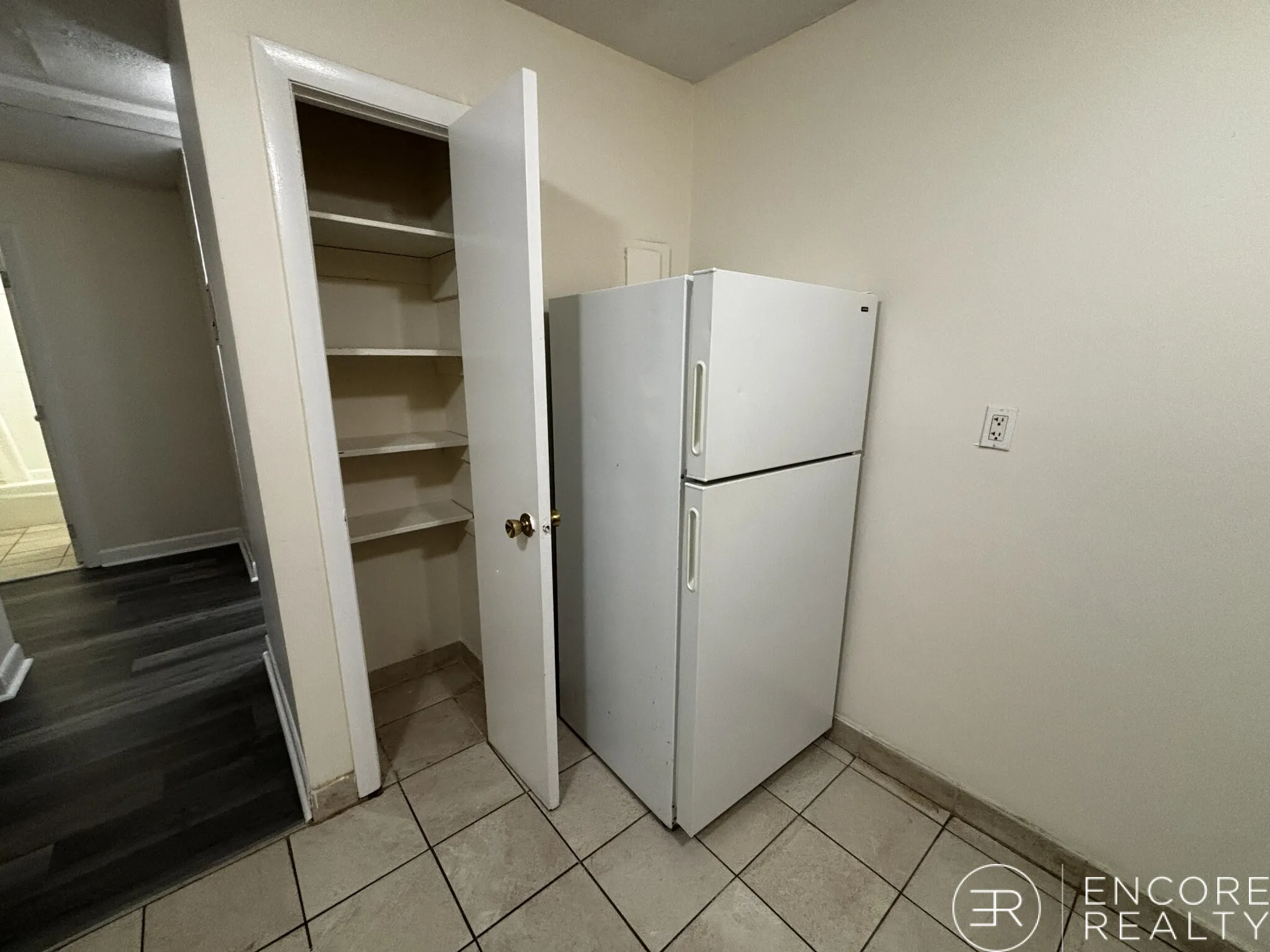 1 bed, 1 bath apartment for rent at 84 Gardner St Unit 84-2B, Allston — photo 4 of 21