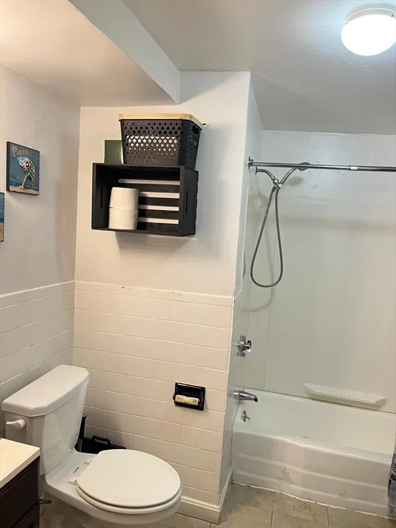 1 bed, 1 bath apartment for rent at 84 Garfield Ave Unit 2, Revere — photo 6 of 6