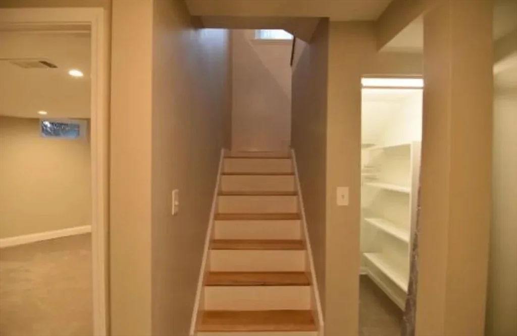 2 bed, 1 bath apartment for rent at 84 Gordon St Unit 206, Allston — photo 9 of 15