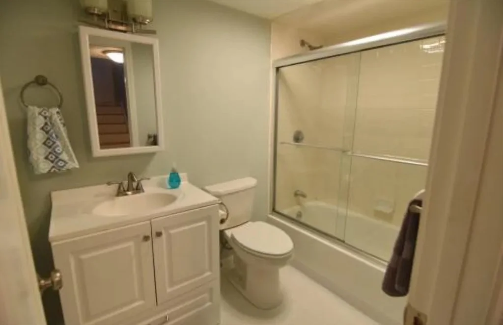 2 bed, 1 bath apartment for rent at 84 Gordon St Unit 206, Allston — photo 14 of 15