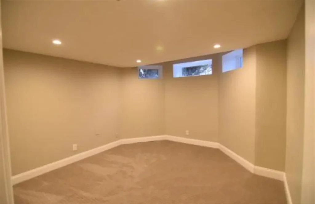 2 bed, 1 bath apartment for rent at 84 Gordon St Unit 206, Allston — photo 13 of 15