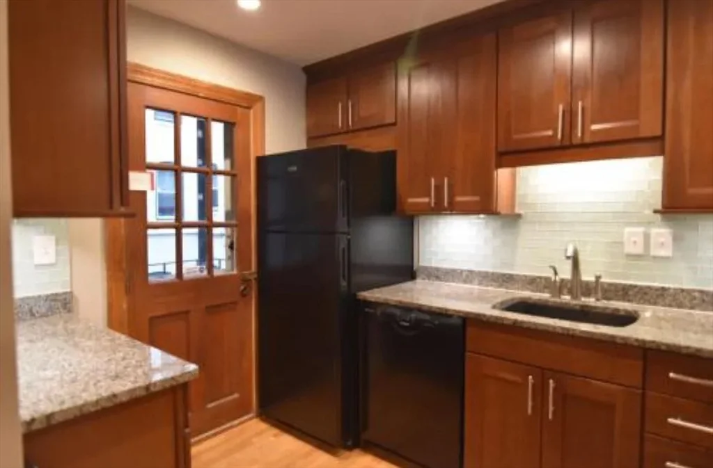 2 bed, 1 bath apartment for rent at 84 Gordon St Unit 206, Allston — photo 2 of 15
