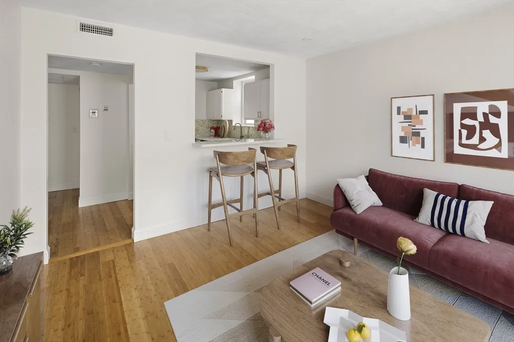 1 bed, 1 bath apartment for rent at 84 Gordon St Unit 306, Brighton — photo 2 of 5