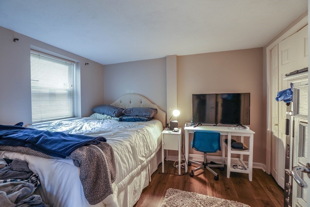3 bed, 1 bath apartment for rent at 84 Gordon Unit 203, Brighton — photo 17 of 24