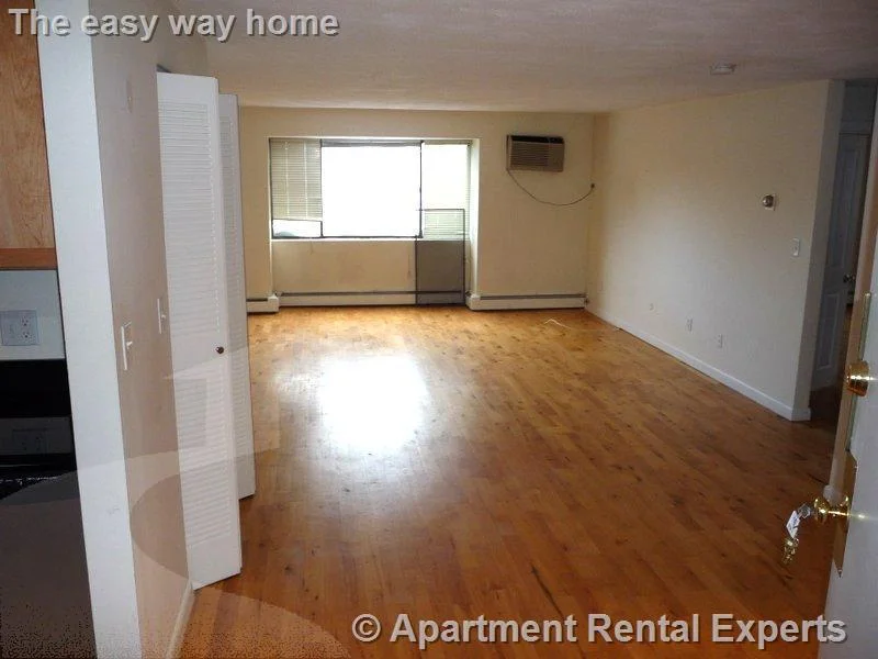 1 bed, 1 bath apartment for rent at 84 Grant St Unit 13, Winter Hill — photo 1 of 6