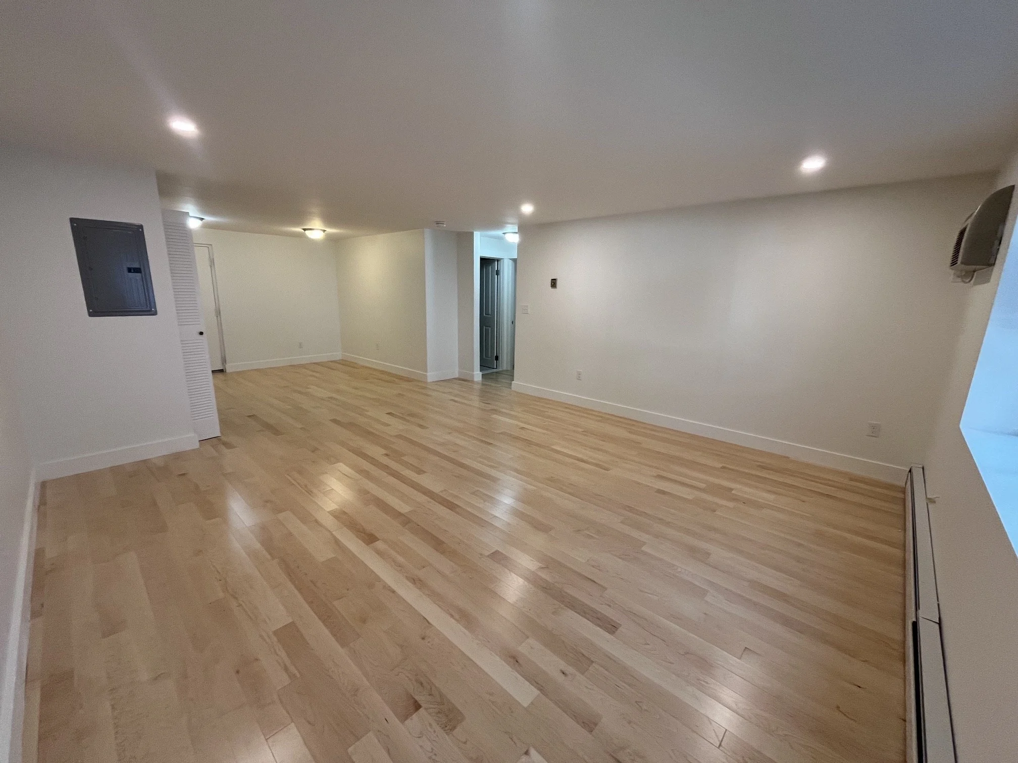 2 bed, 1 bath apartment for rent at 84 Grant St Unit 2, Winter Hill — photo 2 of 17