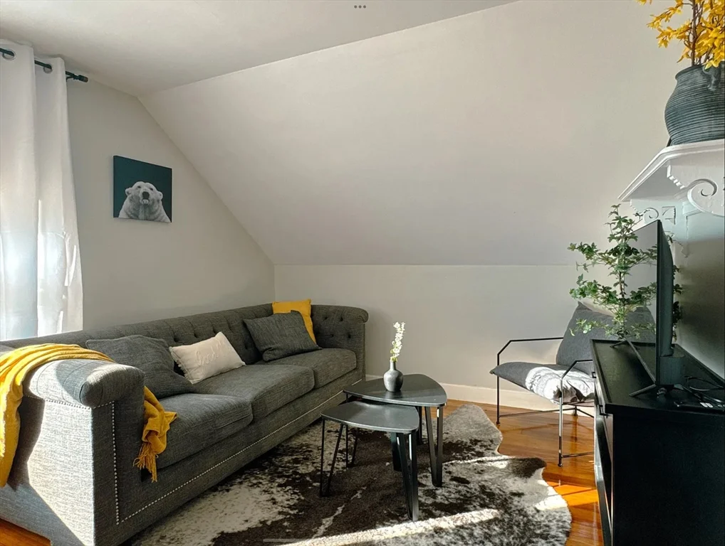 1 bed, 1 bath apartment for rent at 84 Greenwood St Unit 3L, Dorchester — photo 5 of 8