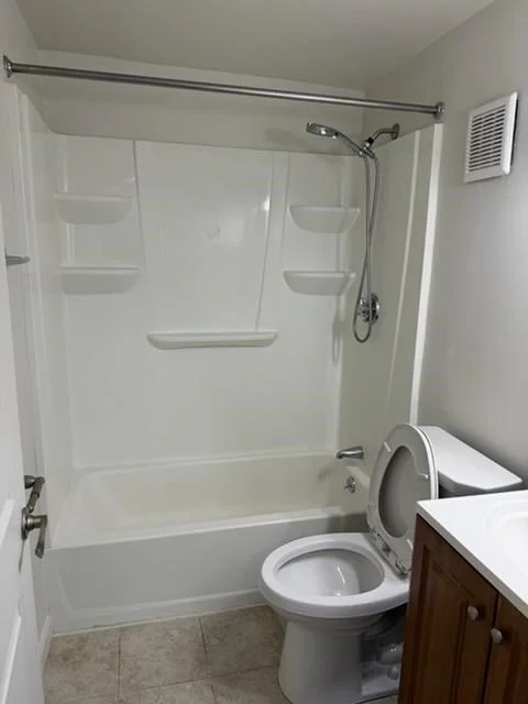 2 bed, 1 bath apartment for rent at 84 Highland Ave Unit 4, Glenwood — photo 9 of 9