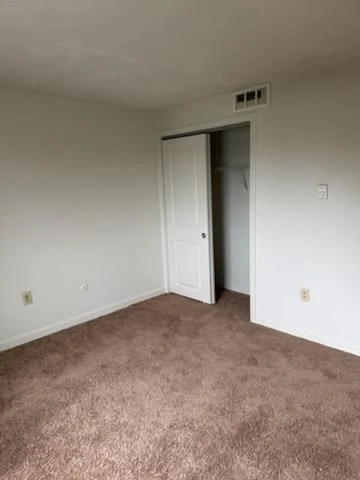 2 bed, 1 bath apartment for rent at 84 Highland Ave Unit 4, Glenwood — photo 5 of 9