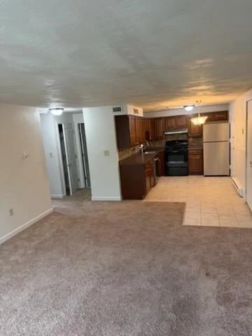 2 bed, 1 bath apartment for rent at 84 Highland Ave Unit 4, Glenwood — photo 1 of 9