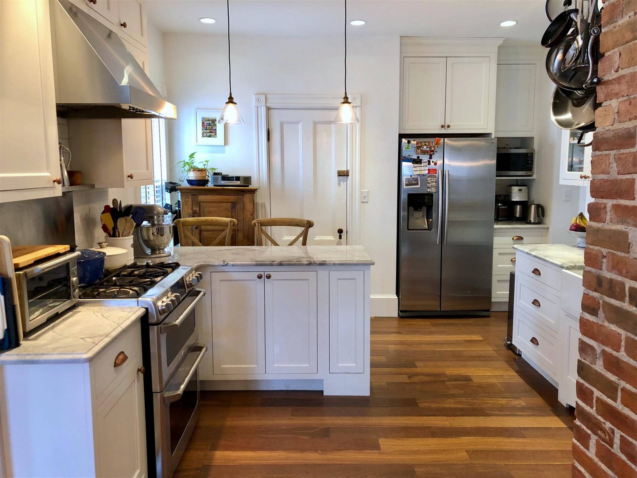 2 bed, 1 bath apartment for rent at 84 Hudson St Unit 1, Powder House Square