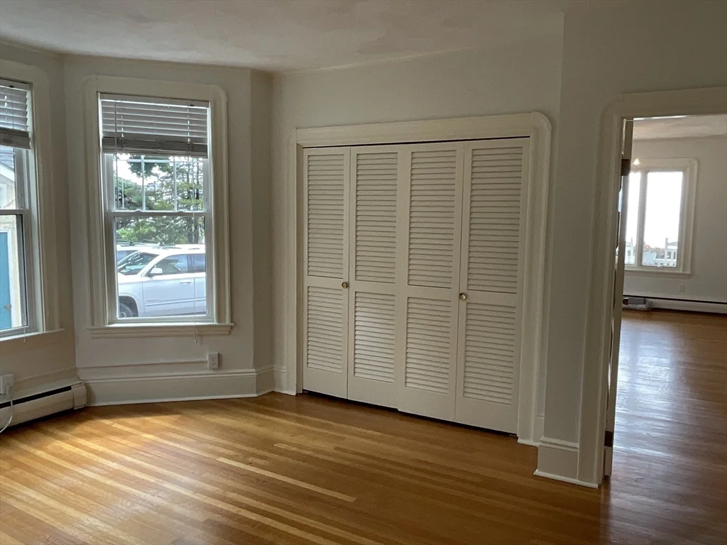1 bed, 1 bath apartment for rent at 84 Humphrey Unit 1R, Swampscott — photo 8 of 16