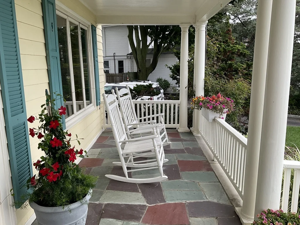 1 bed, 1 bath apartment for rent at 84 Humphrey Unit 1R, Swampscott — photo 10 of 16