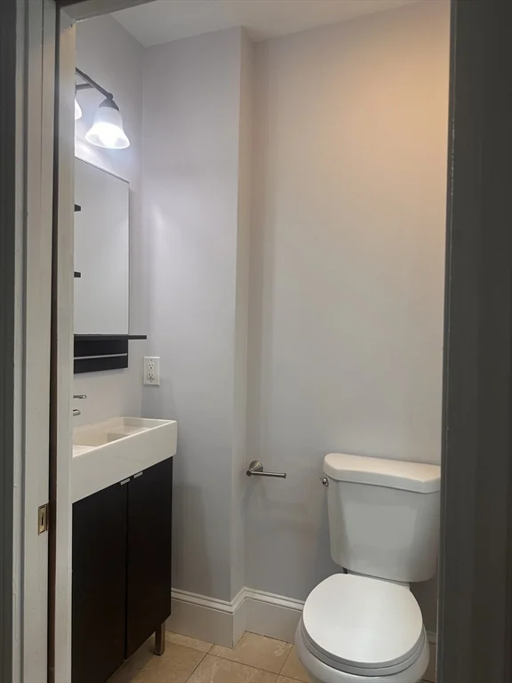 3 bed, 1 bath apartment for rent at 84 Lawton St Unit 1, Coolidge Corner — photo 13 of 19