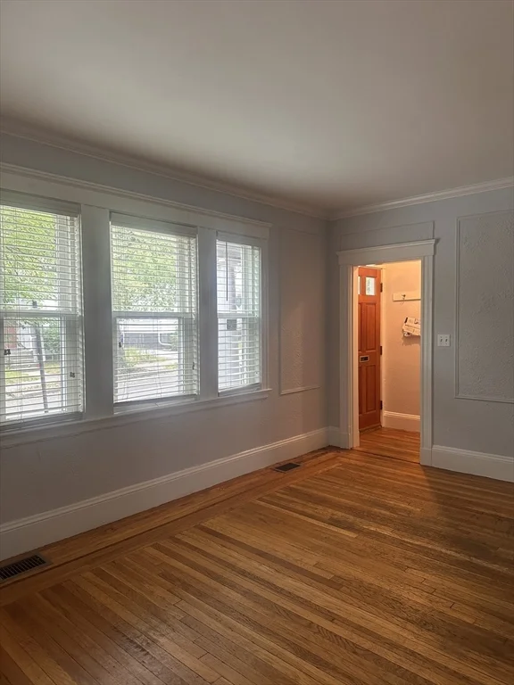 3 bed, 1 bath apartment for rent at 84 Lawton St Unit 1, Coolidge Corner — photo 8 of 19