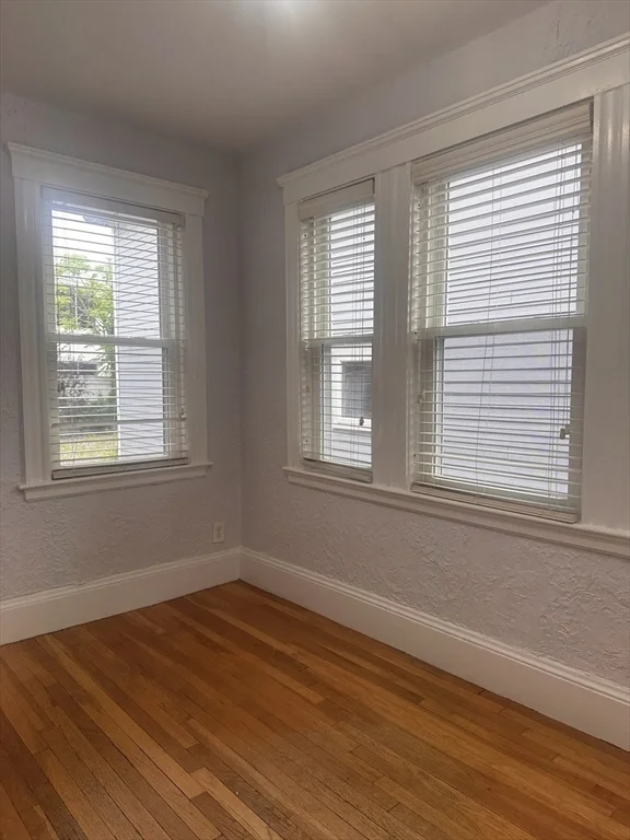 3 bed, 1 bath apartment for rent at 84 Lawton St Unit 1, Coolidge Corner — photo 4 of 19