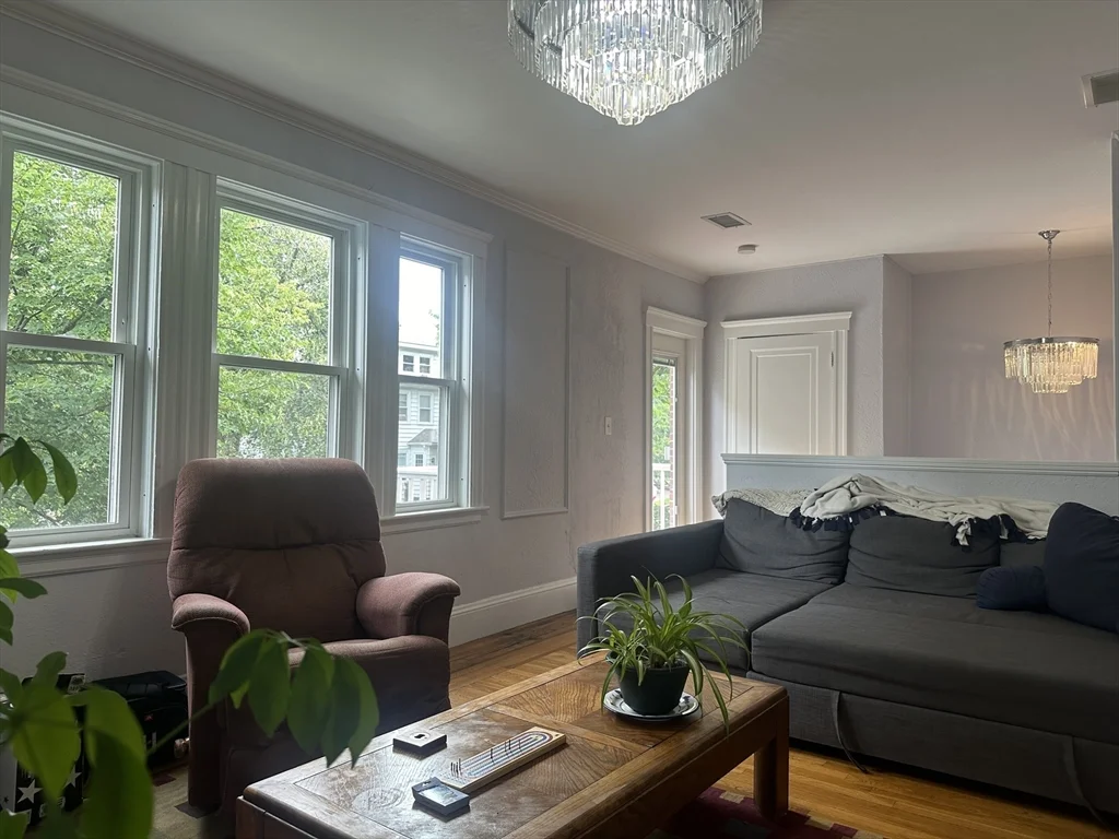 3 bed, 1 bath apartment for rent at 84 Lawton St Unit 2, Brookline — photo 7 of 22