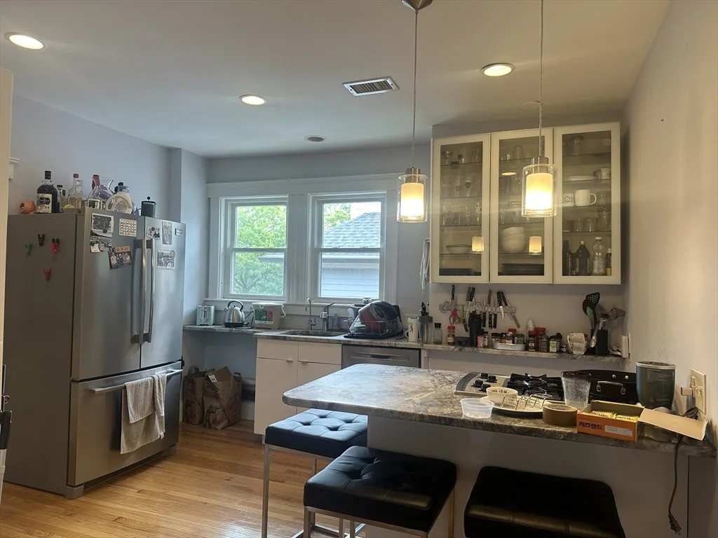 3 bed, 1 bath apartment for rent at 84 Lawton St Unit 2, Brookline — photo 11 of 22