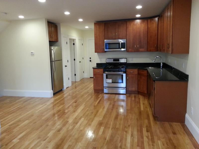 3 bed, 3 bath apartment for rent at 84 Linden St Unit 1, Allston — photo 1 of 14