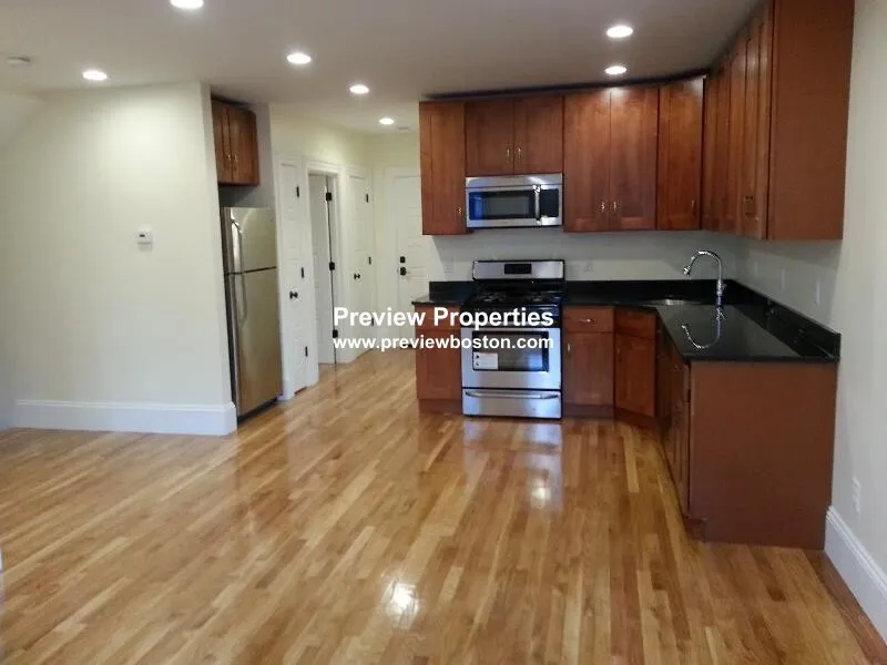 3 bed, 3 bath apartment for rent at 84 Linden St Unit 1P, Allston
