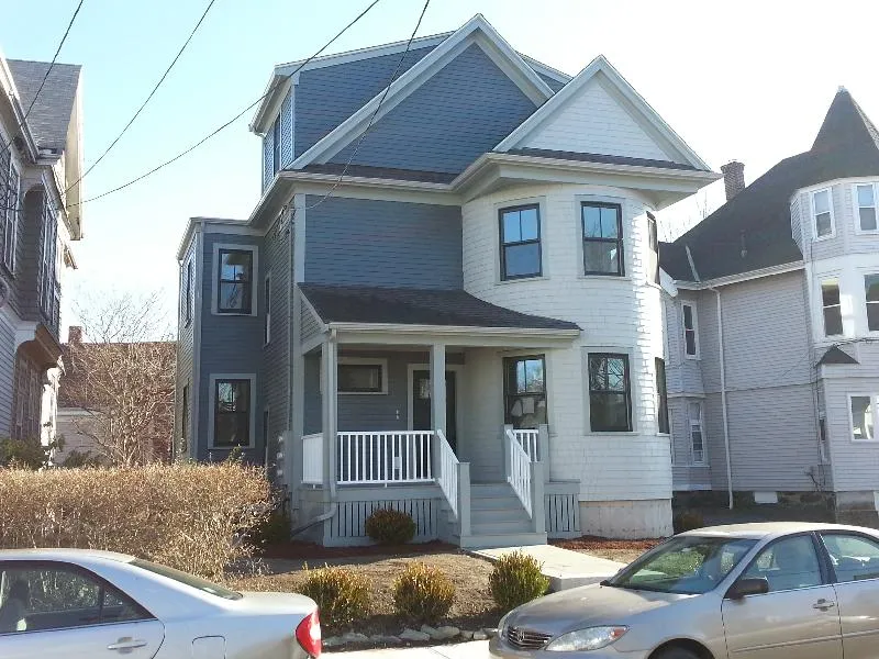 3 bed, 3 bath apartment for rent at 84 Linden St Unit 2, Allston — photo 13 of 14