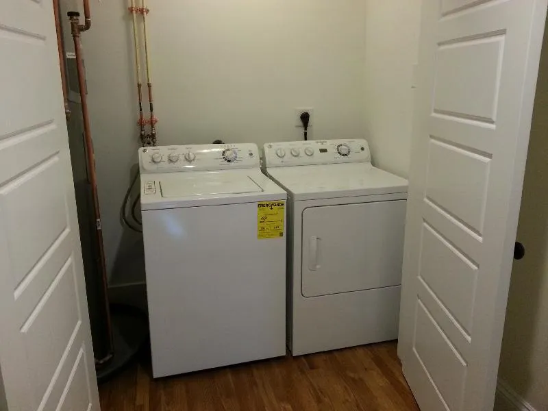 3 bed, 3 bath apartment for rent at 84 Linden St Unit 2, Allston — photo 11 of 14