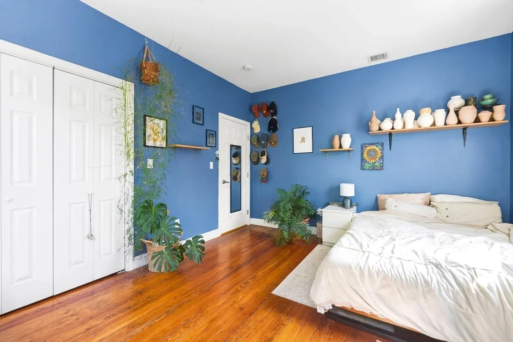 3 bed, 1 bath apartment for rent at 84 Line St Unit 2, Union Square — photo 11 of 19