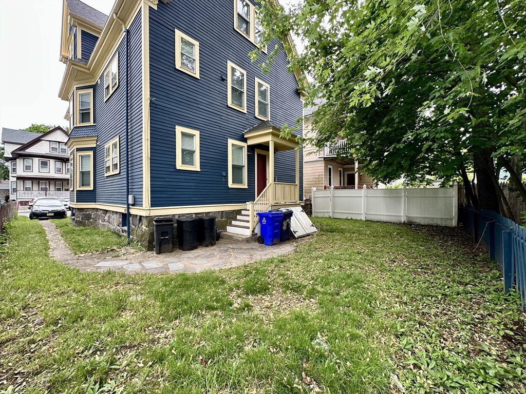 2 bed, 1 bath apartment for rent at 84 Lonsdale St Unit 1, Dorchester — photo 17 of 17
