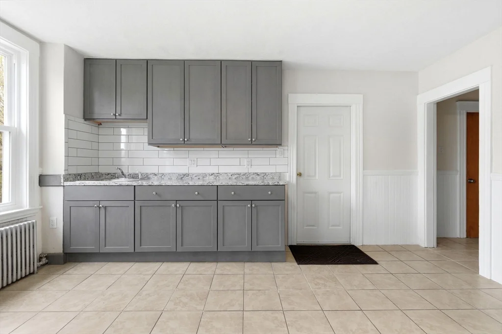 2 bed, 1 bath apartment for rent at 84 Margin St Unit 2, Peabody — photo 8 of 28