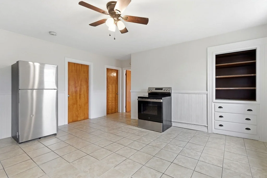 2 bed, 1 bath apartment for rent at 84 Margin St Unit 2, Peabody — photo 5 of 28