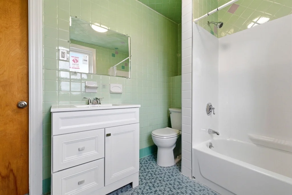 2 bed, 1 bath apartment for rent at 84 Margin St Unit 2, Peabody — photo 12 of 28