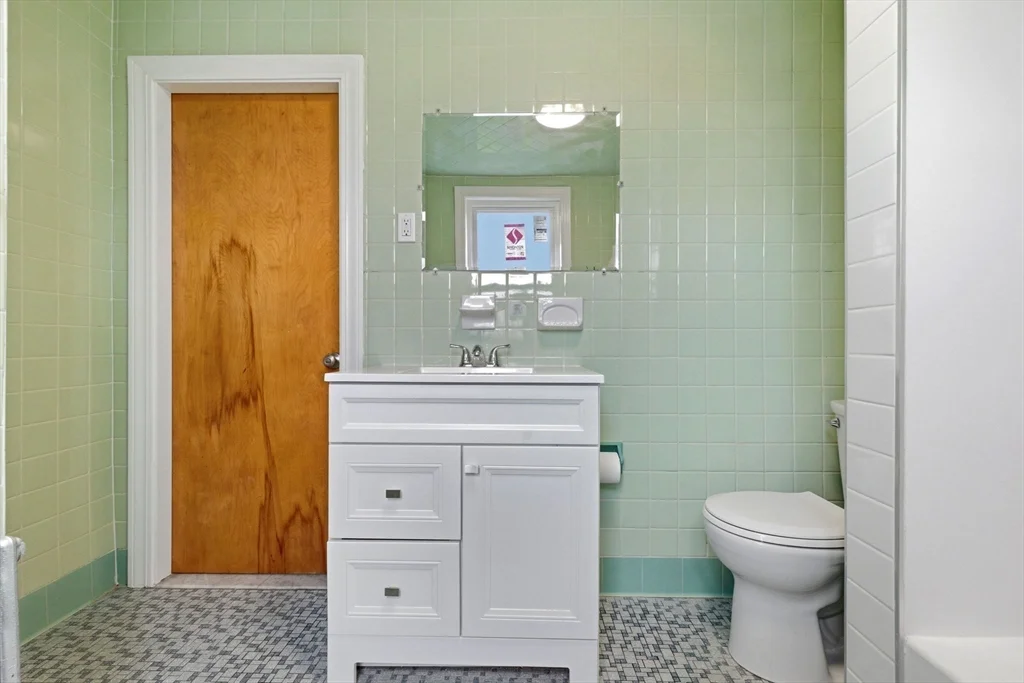 2 bed, 1 bath apartment for rent at 84 Margin St Unit 2, Peabody — photo 11 of 28