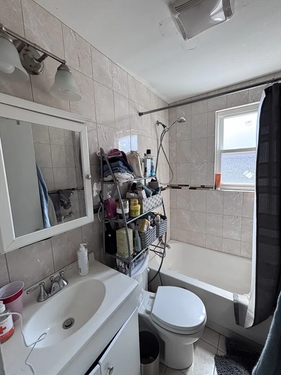 2 bed, 1 bath apartment for rent at 84 Mt Vernon Unit 1, Dorchester — photo 5 of 10