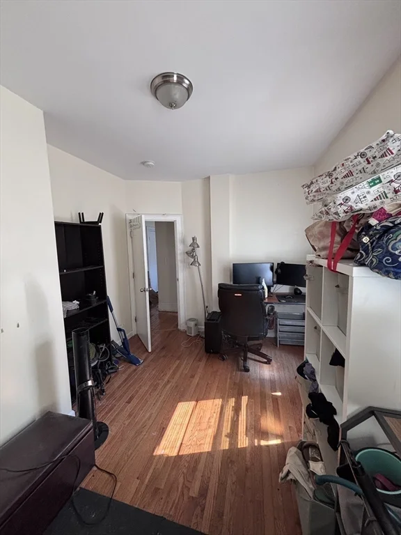 2 bed, 1 bath apartment for rent at 84 Mt Vernon Unit 1, Dorchester — photo 9 of 10