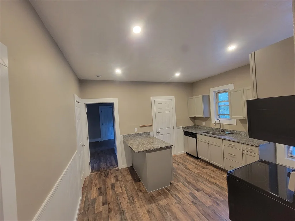 2 bed, 1 bath apartment for rent at 84 North Main St Unit 2, Grafton — photo 2 of 8