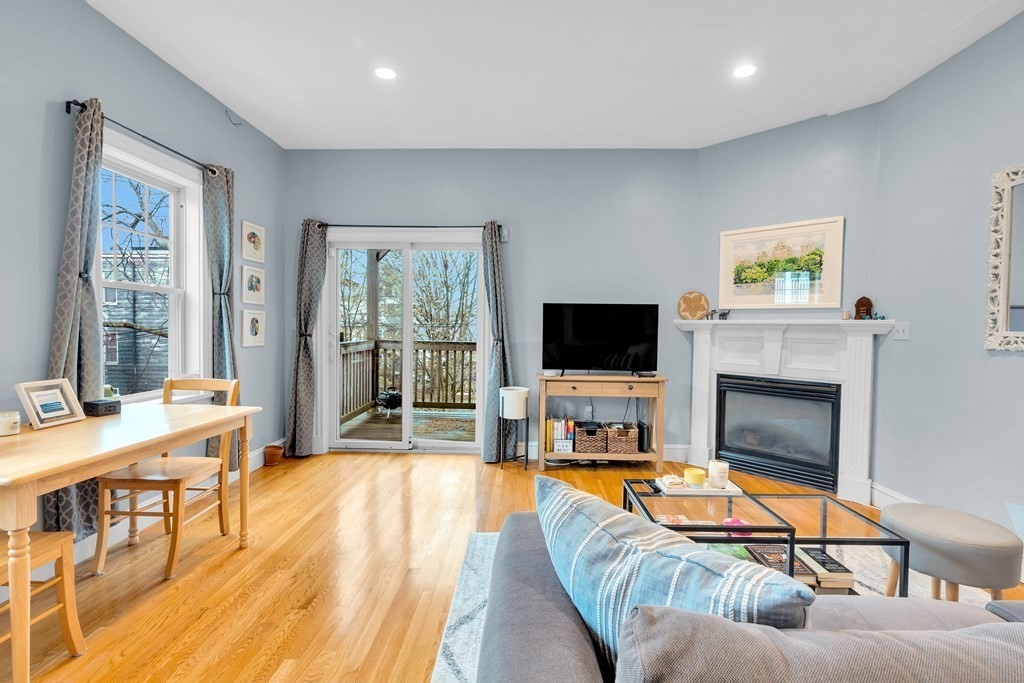 2 bed, 1 bath apartment for rent at 84 O St Unit 2, South Boston — photo 2 of 20