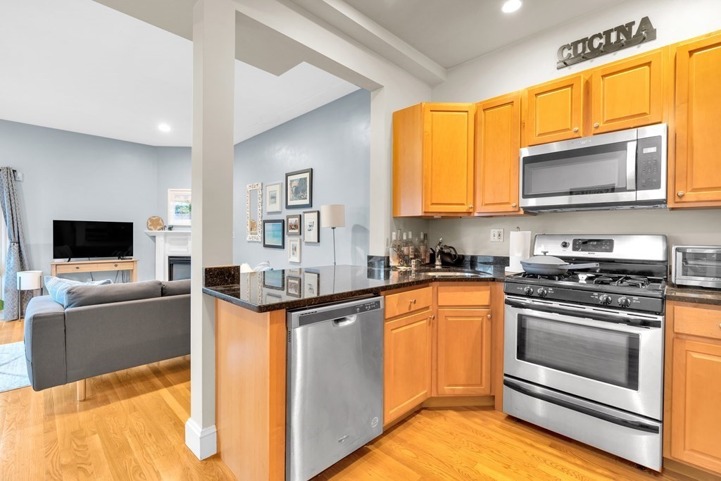 2 bed, 1 bath apartment for rent at 84 O St Unit 2, South Boston — photo 9 of 20