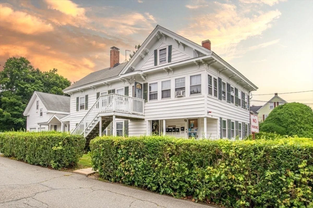 3 bed, 1 bath apartment for rent at 84 Pearl St Unit 1F, Stoughton