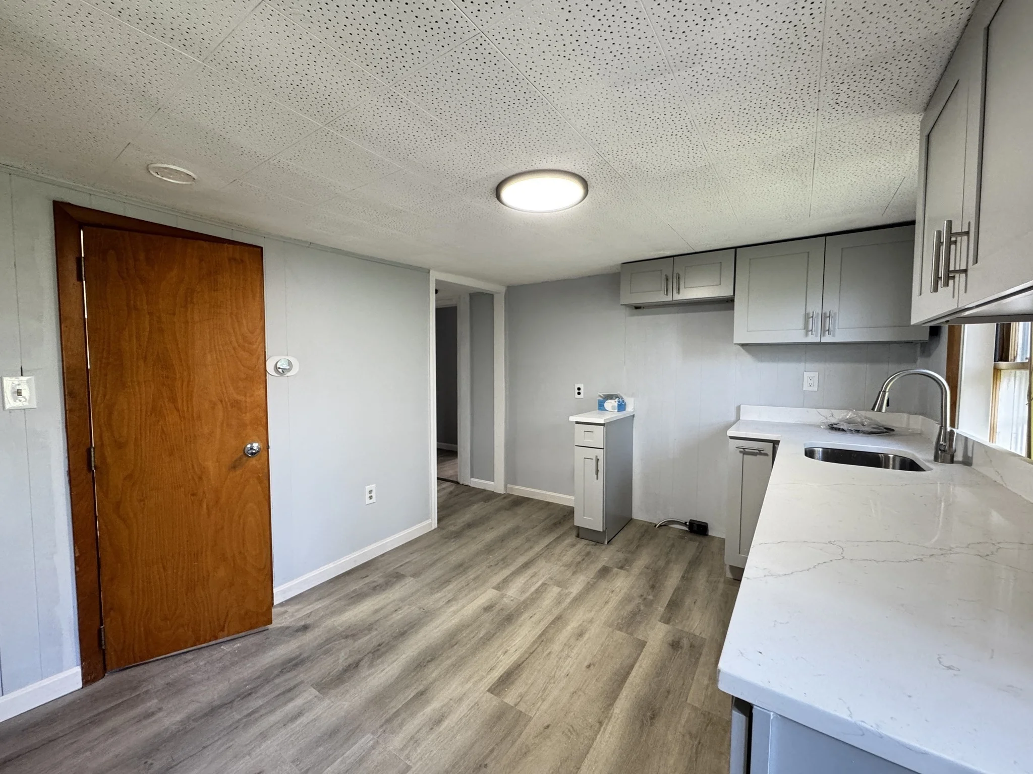 3 bed, 1 bath apartment for rent at 84 Pearl St Unit 1F, Stoughton — photo 11 of 16