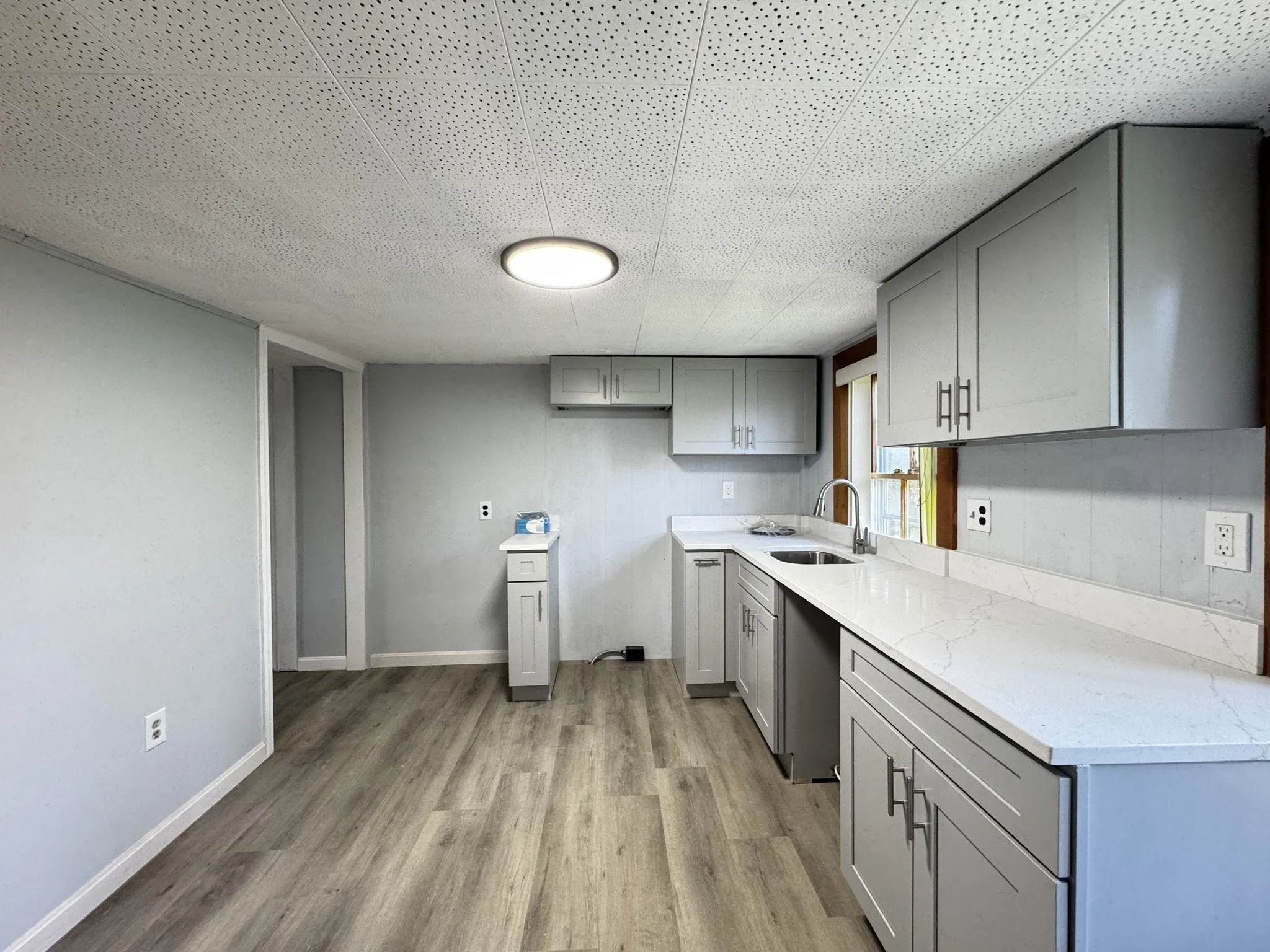 3 bed, 1 bath apartment for rent at 84 Pearl St Unit 1F, Stoughton — photo 12 of 16