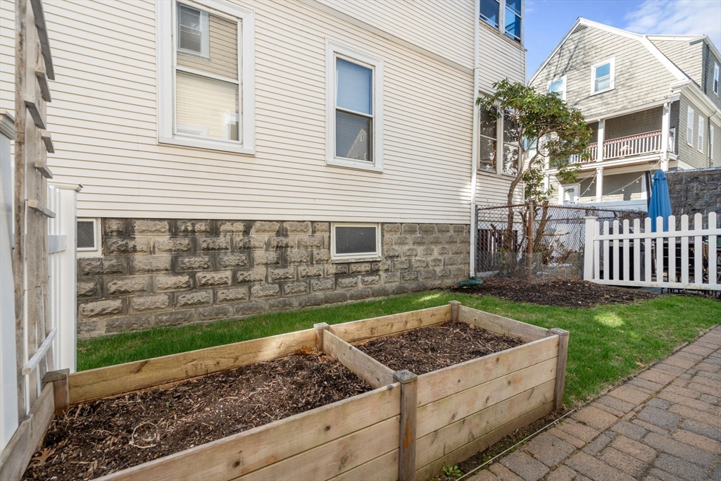 2 bed, 2 bath apartment for rent at 84 Pearson Rd Unit 1, Tufts — photo 21 of 25