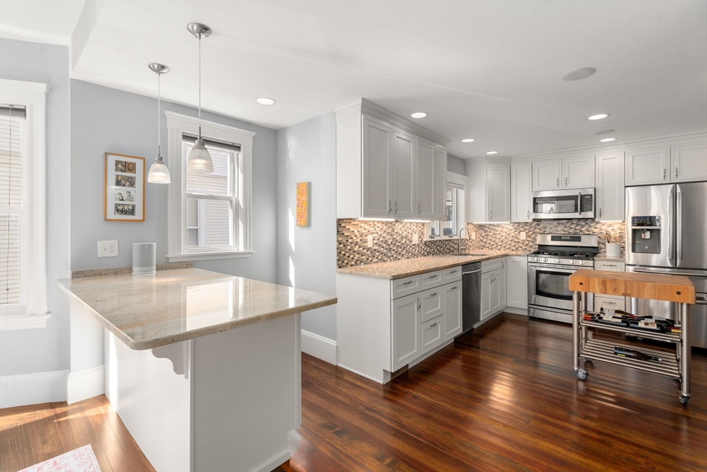 2 bed, 2 bath apartment for rent at 84 Pearson Rd Unit 1, Tufts — photo 8 of 25