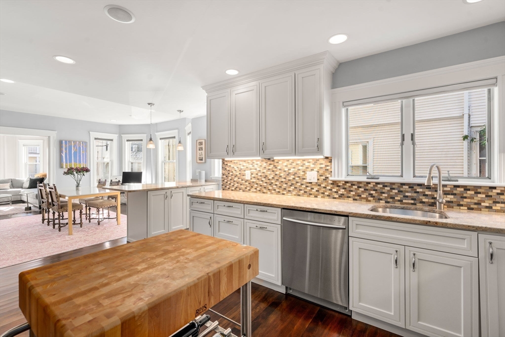 2 bed, 2 bath apartment for rent at 84 Pearson Rd Unit 1, Tufts — photo 9 of 25