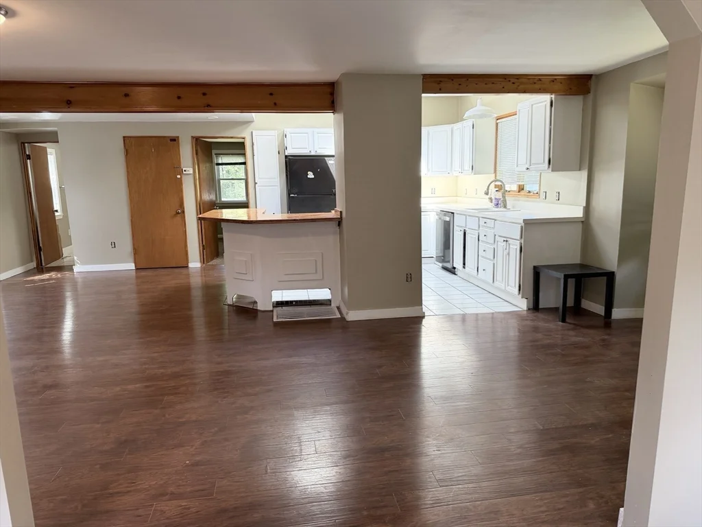 2 bed, 1 bath apartment for rent at 84 Perry St, Weymouth — photo 7 of 16