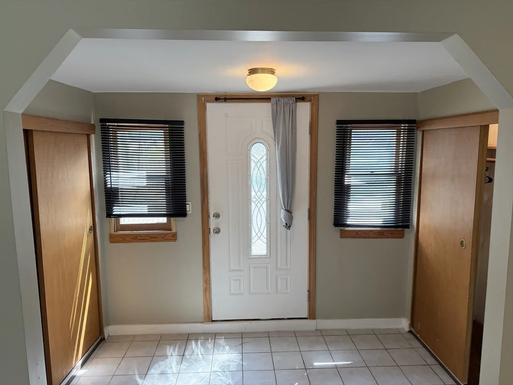 2 bed, 1 bath apartment for rent at 84 Perry St, Weymouth — photo 10 of 16