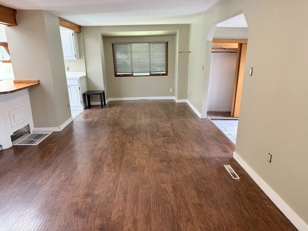 2 bed, 1 bath apartment for rent at 84 Perry St, Weymouth — photo 11 of 16