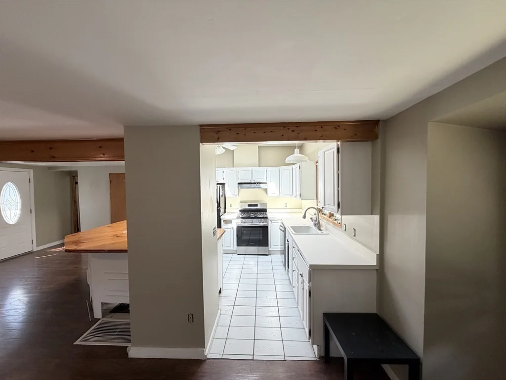 2 bed, 1 bath apartment for rent at 84 Perry St, Weymouth — photo 6 of 16