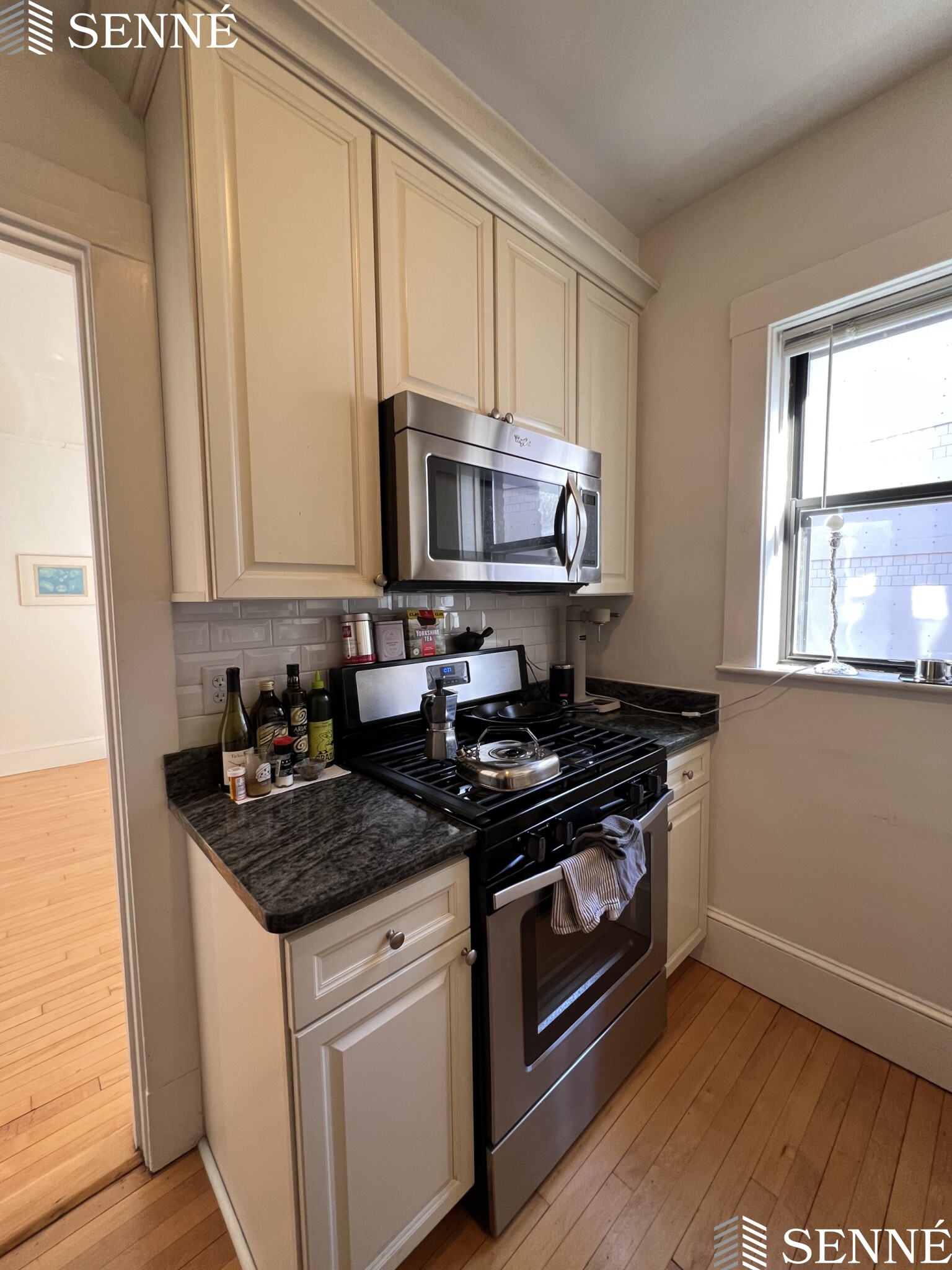 2 bed, 1 bath apartment for rent at 84 Prescott St Unit 24, Mid Cambridge — photo 3 of 27