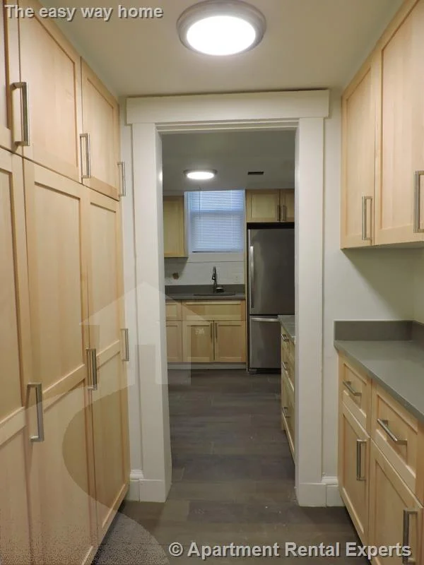 2 bed, 1 bath apartment for rent at 84 Prescott St Unit B, Harvard Square — photo 2 of 11
