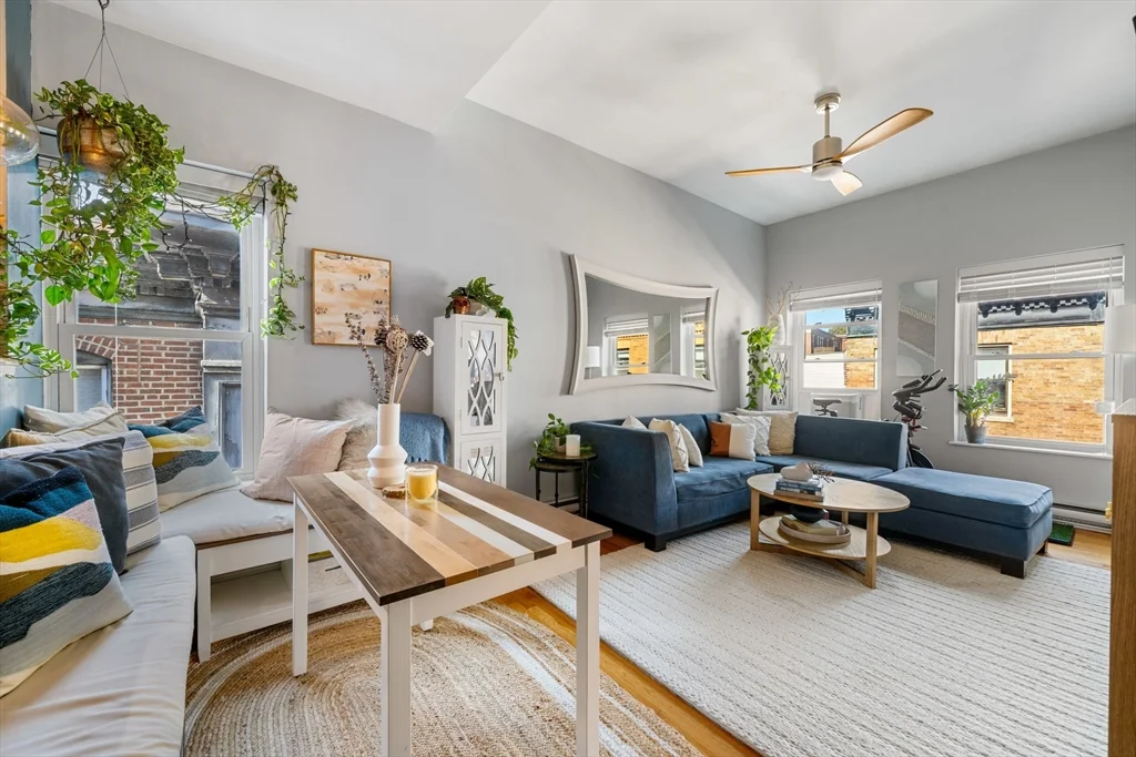 2 bed, 1 bath apartment for rent at 84 Prince St Unit 5B, North End